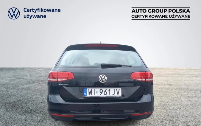 Volkswagen Passat cena 76500 przebieg: 104500, rok produkcji 2019 z Radzyń Podlaski małe 277
